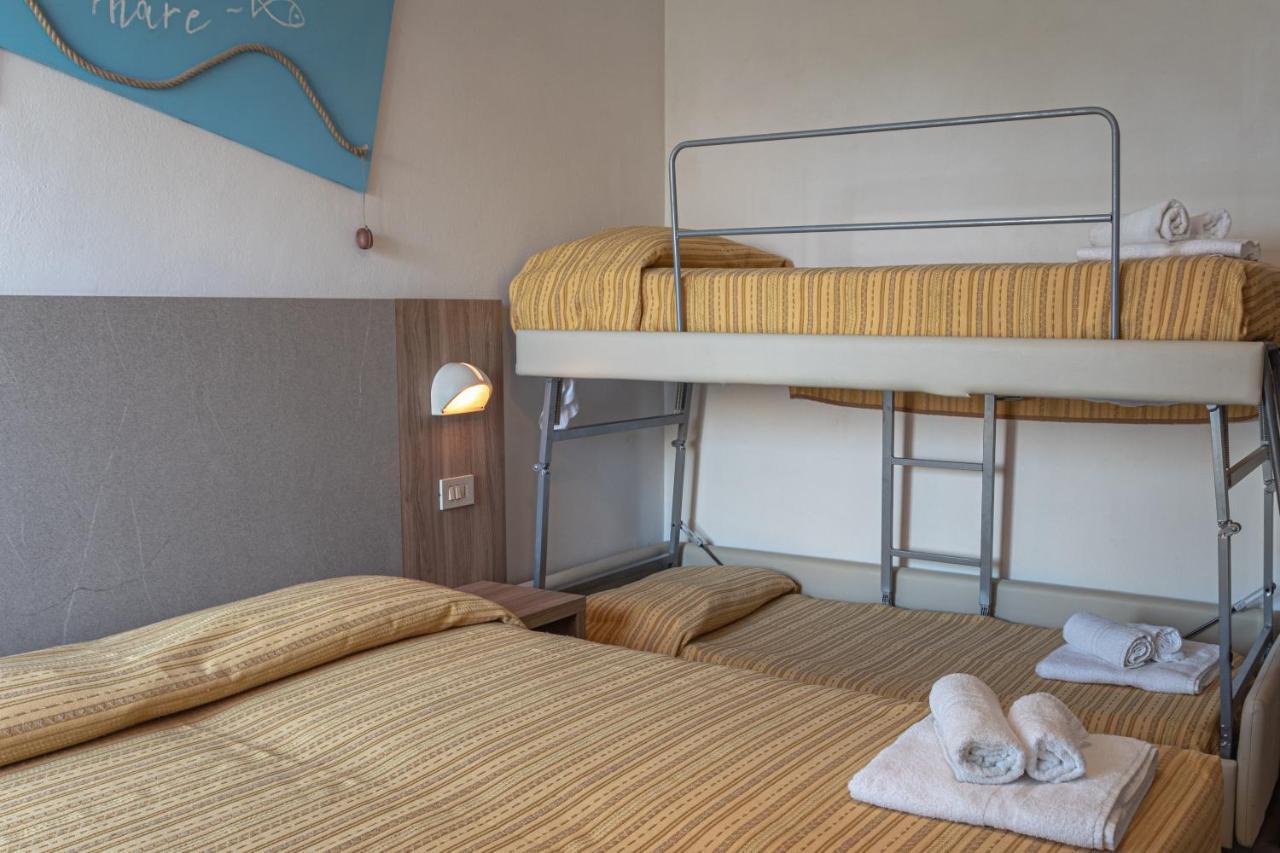 Hotel Astrid 체르비아 외부 사진