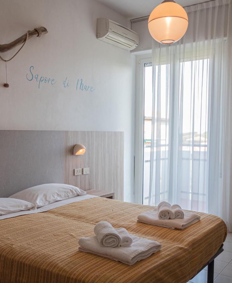 Hotel Astrid 체르비아 외부 사진