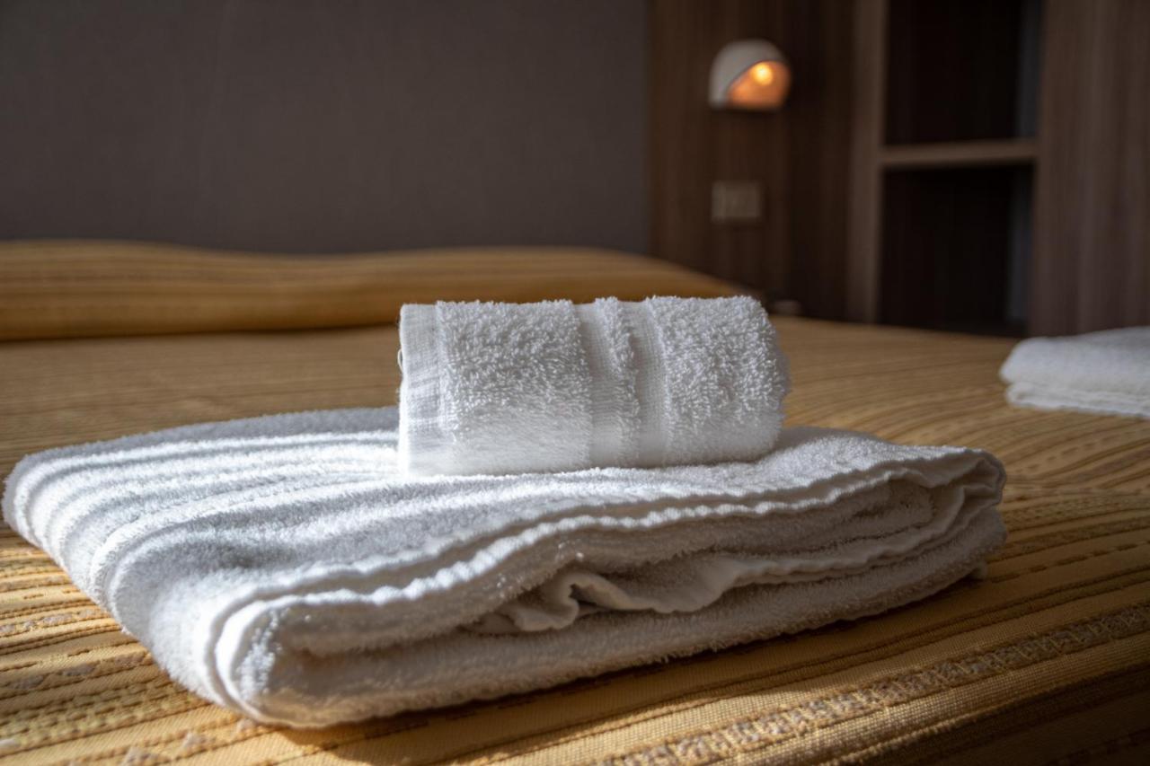 Hotel Astrid 체르비아 외부 사진