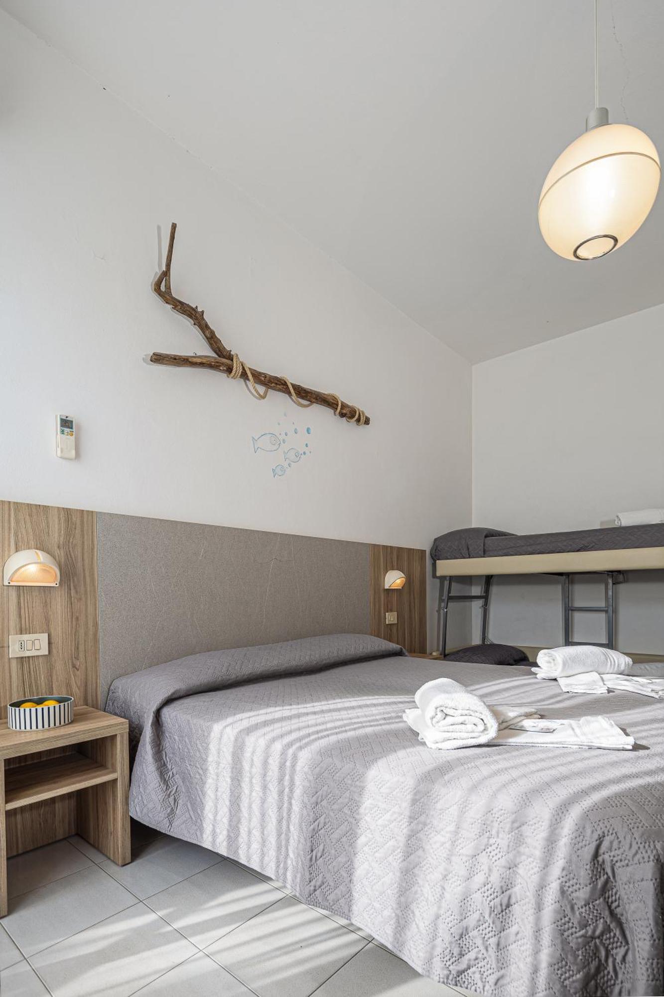 Hotel Astrid 체르비아 외부 사진