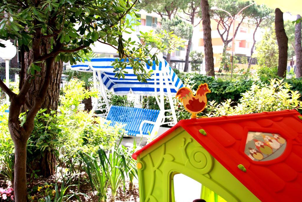 Hotel Astrid 체르비아 외부 사진