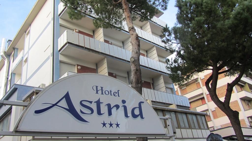 Hotel Astrid 체르비아 외부 사진